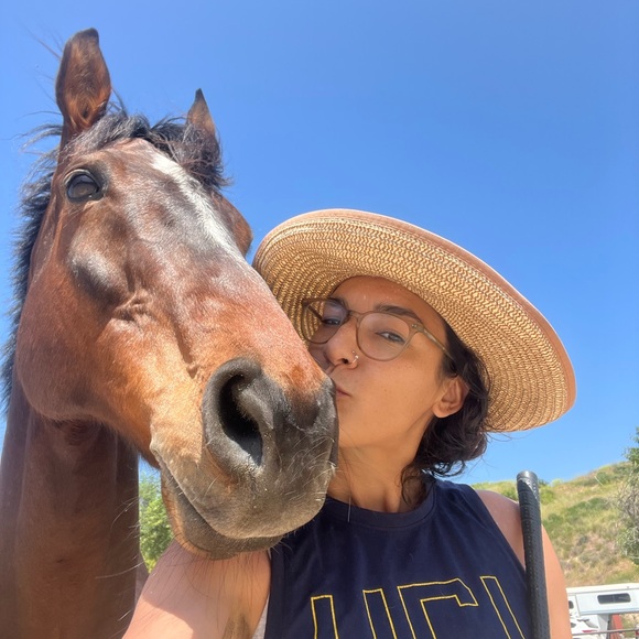 Meet The Posher - Picture 6 of 6